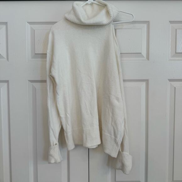 1. STATE Women’s Cream One Shoulder Long Sleeve Turtleneck Sweater Pullover Sz M - Picture 4 of 10